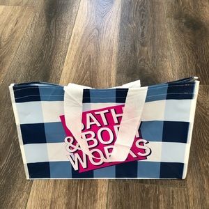 Bath & Body Works Makeup - Bath and Body Works tote bag Bath & Body Works Makeup - Bath and Body Works tote bag
